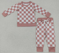 Mauve Checkered Lounge